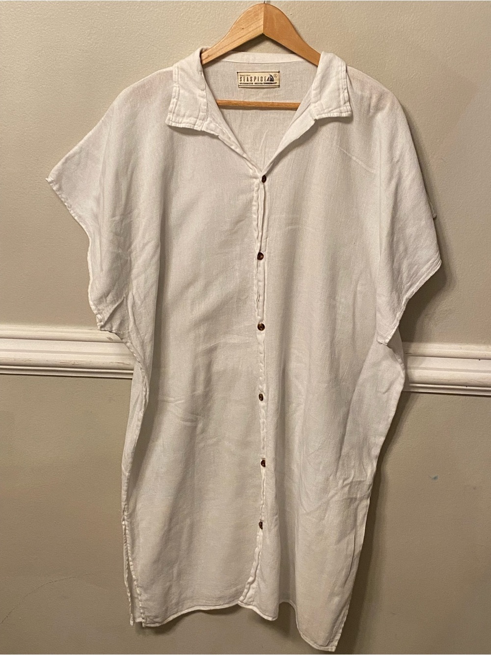 Resort wear Seasprice White Button-Front Linen Tunic
